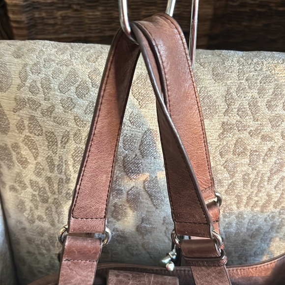 Chloe brown distressed Boho leather tote shoulder bag - Picture 10 of 17